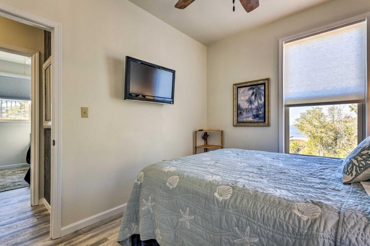 East Bay Vacation Rental With Dock! 나바르 외부 사진